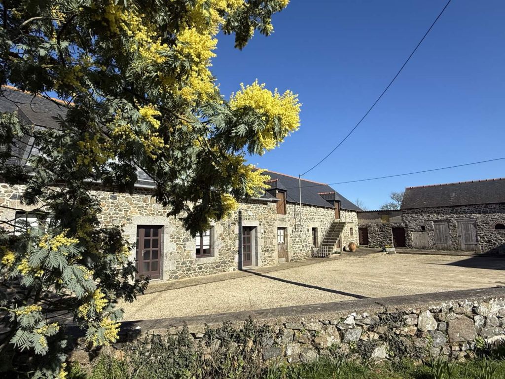  5 pièces en vente sur ANDEL (22400)