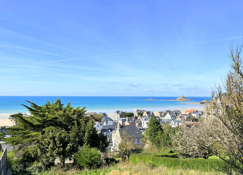  7 pièces en vente sur PLENEUF VAL ANDRE (22370)